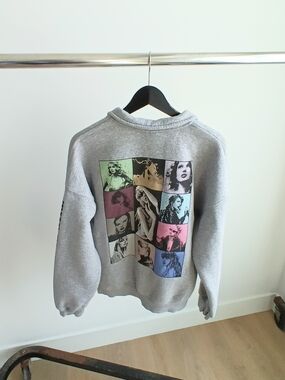 Taylor Swift The Eras Tour Grey Quarter Zip Pullover Sweatshirt XS